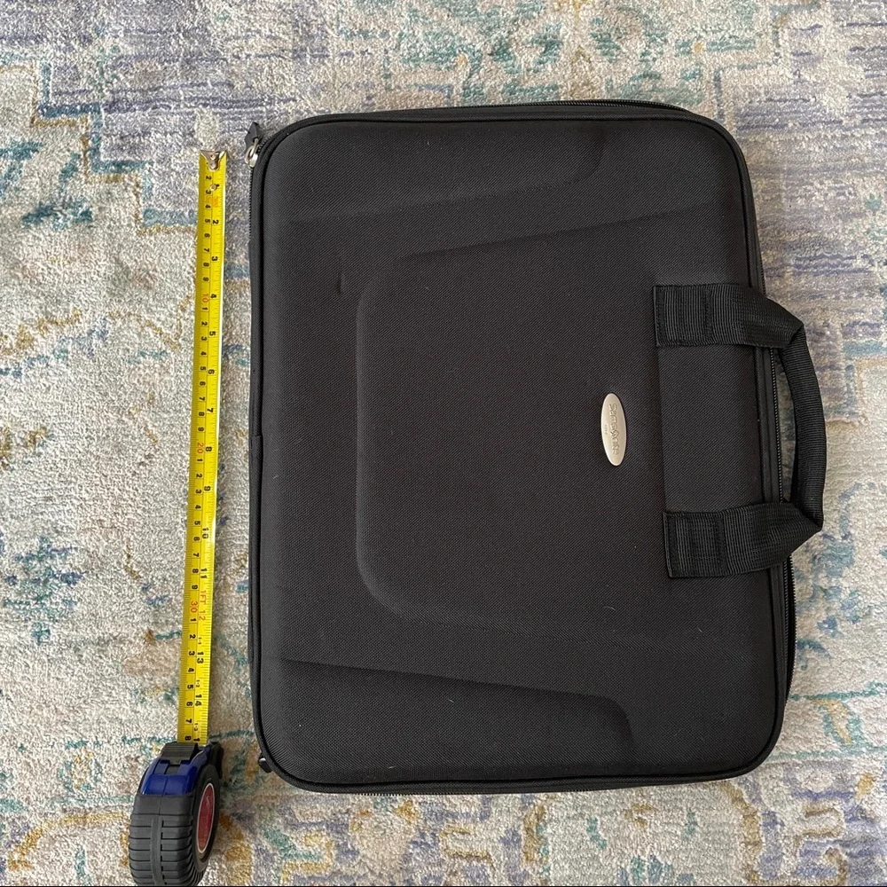Samsonite slim laptop bag